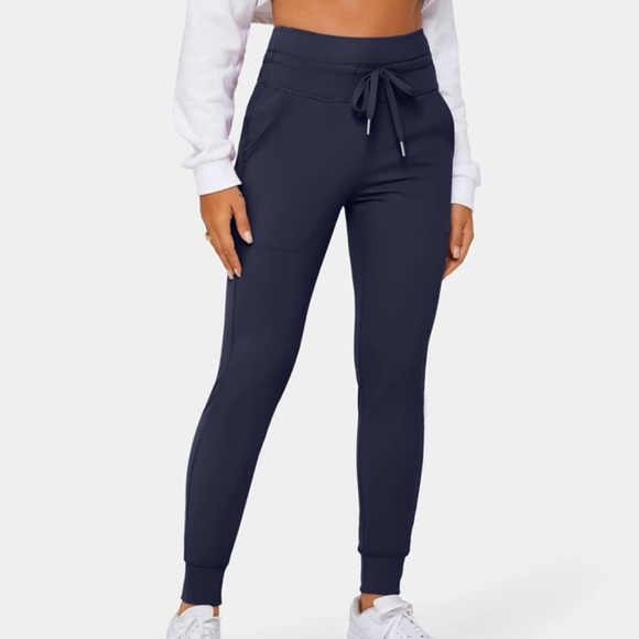 HALARA Pants - Halara Joggers
